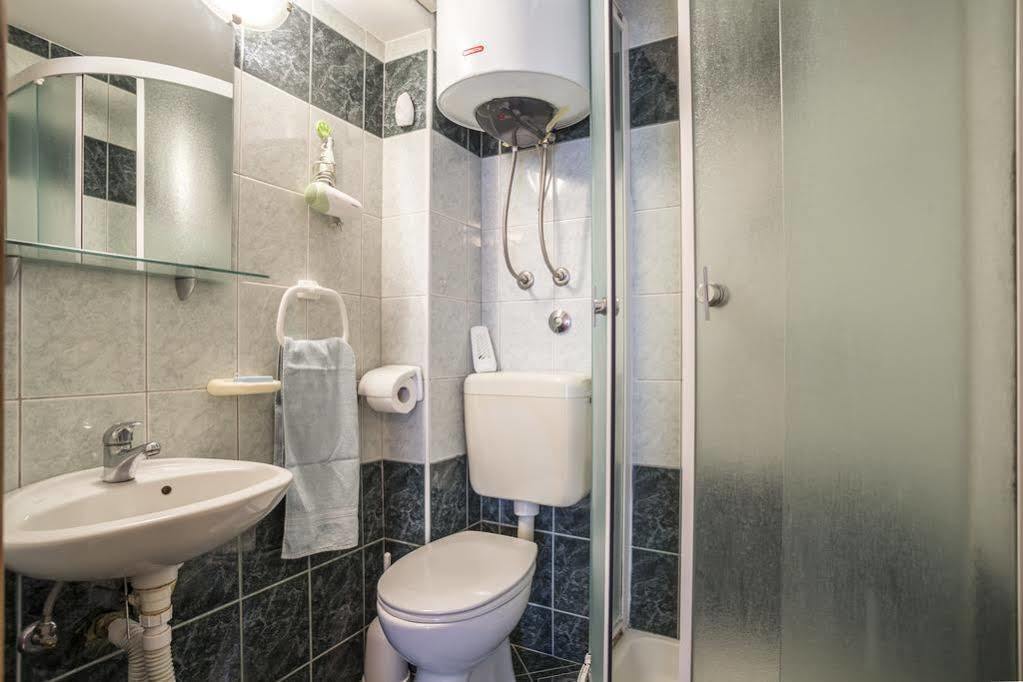 Split Center Apartments エクステリア 写真